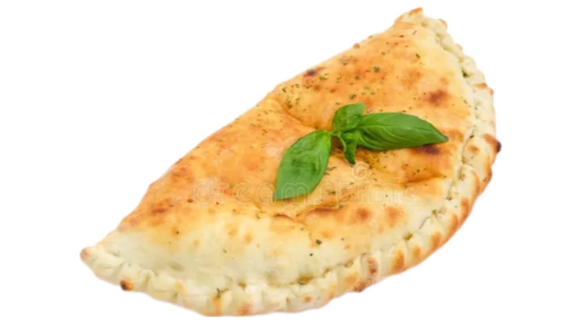 DELICIOUS CALZONE